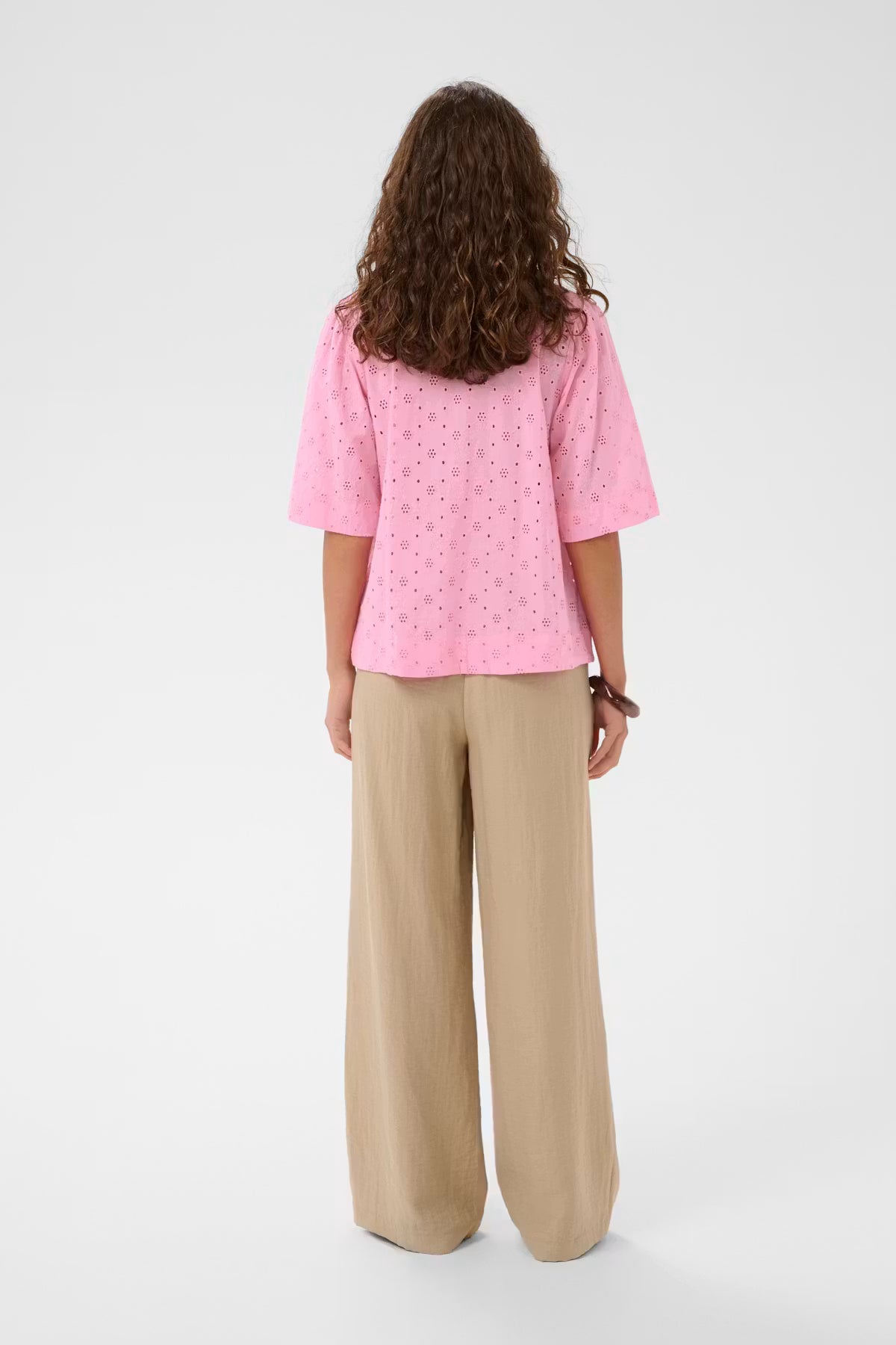 Blus med broderi CUadelfine