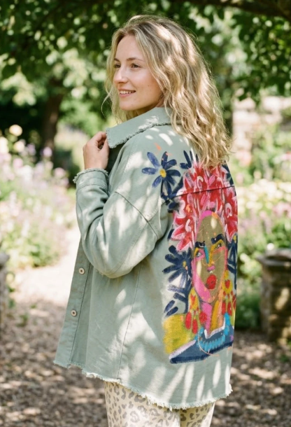 Jacka med handmålat konstverk II